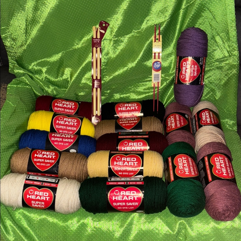 Red Heart Super Saver Yarn Bundle lot of 15 & 2 sets of knit  hooks
